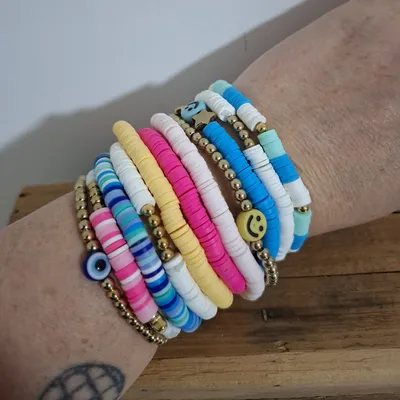 Lot de bracelets - colorés - rose, bleu, blanc, jaune et doré
